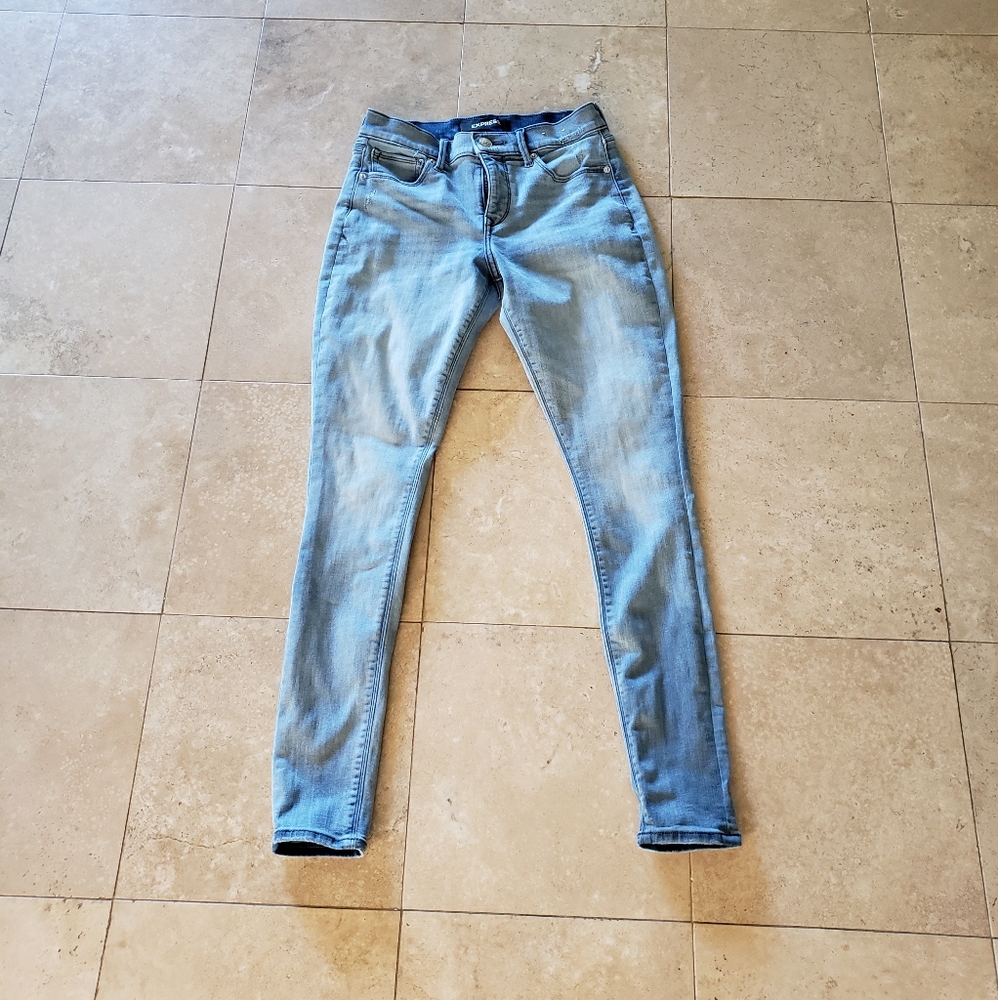 Express Perfect Curves Legging Mid-Rise 2R